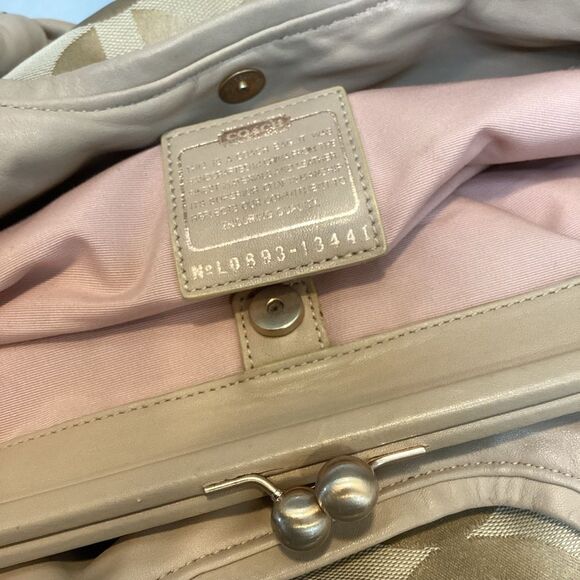 Coach Signature Logo Parker Optic Art Kisslock Satchel Shoulder Bag - Picture 15 of 15